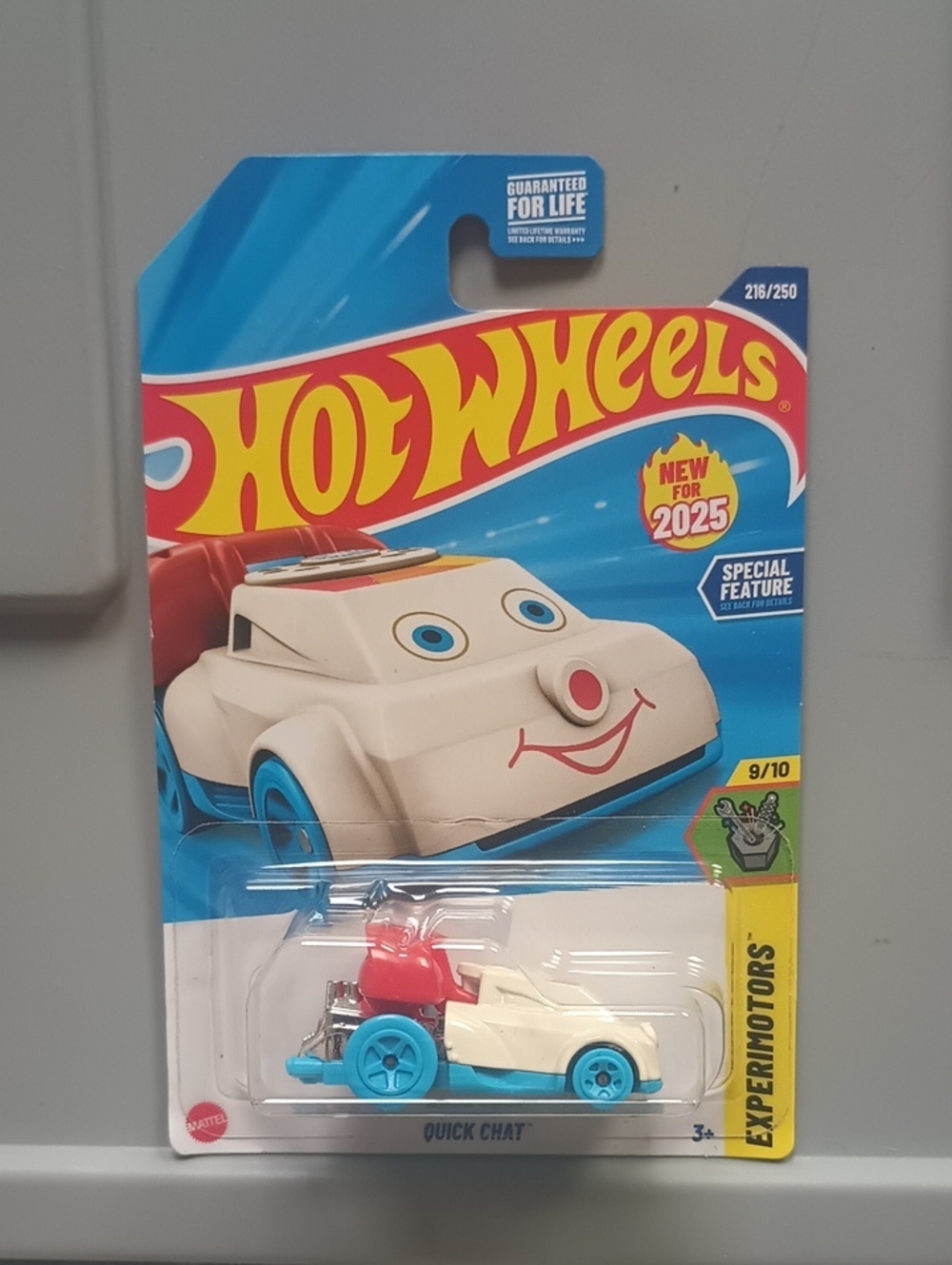 Hot Wheels Quick Chat Toy Car - White and Blue
